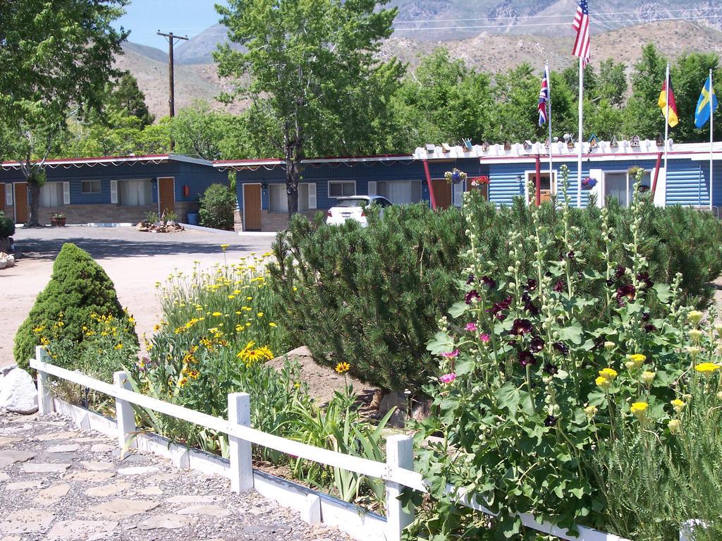 Toiyabe Motel Walker Eksteriør billede