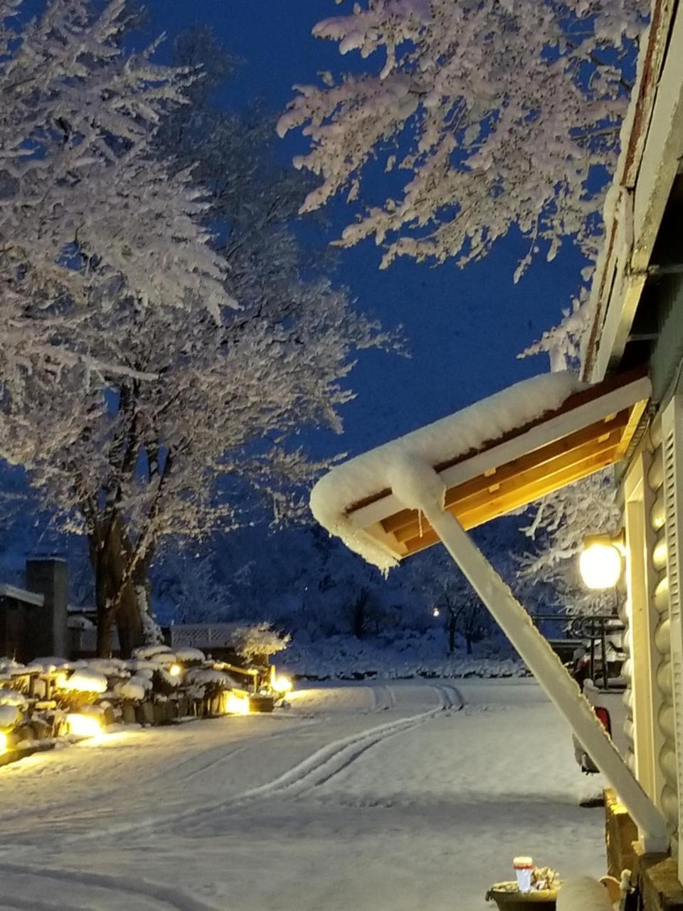 Toiyabe Motel Walker Eksteriør billede